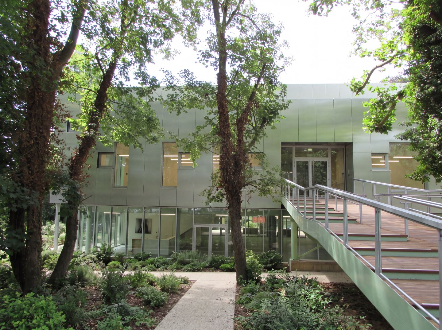 Ecole